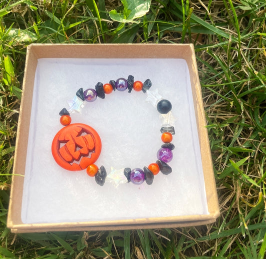 Jack-O-Lantern Stars Treasure Bracelet